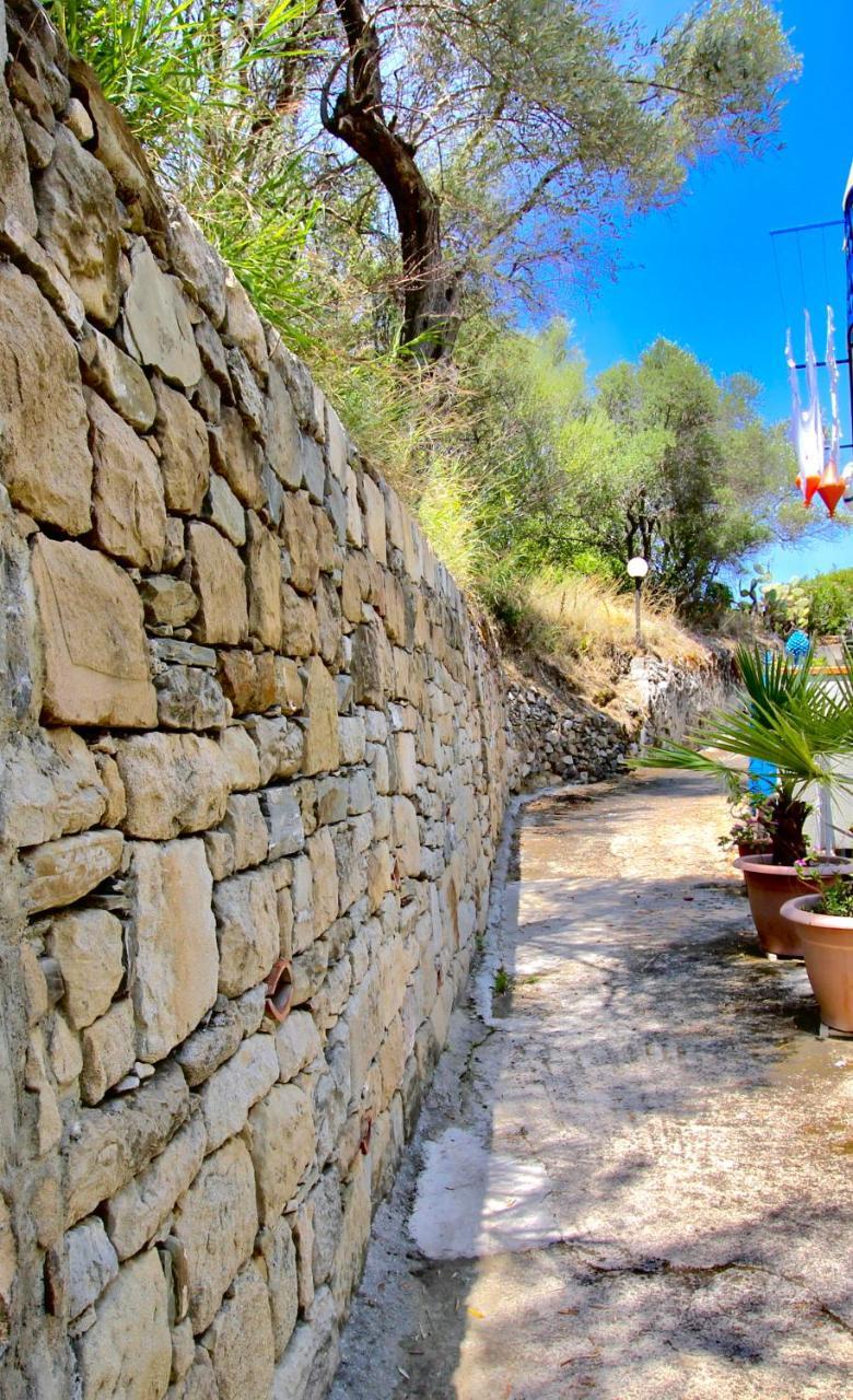 Le Case Del Borgo - Perla Капо-д'Орландо Экстерьер фото